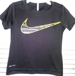Nike Dri Fit Tee size 2T. EUC